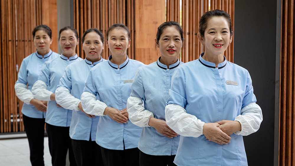 用心服务，让生涯更有温度