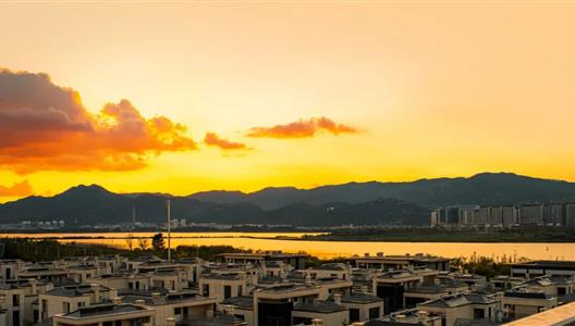 中原·澜台府 | 观滇跃层洋房，人生向高处行